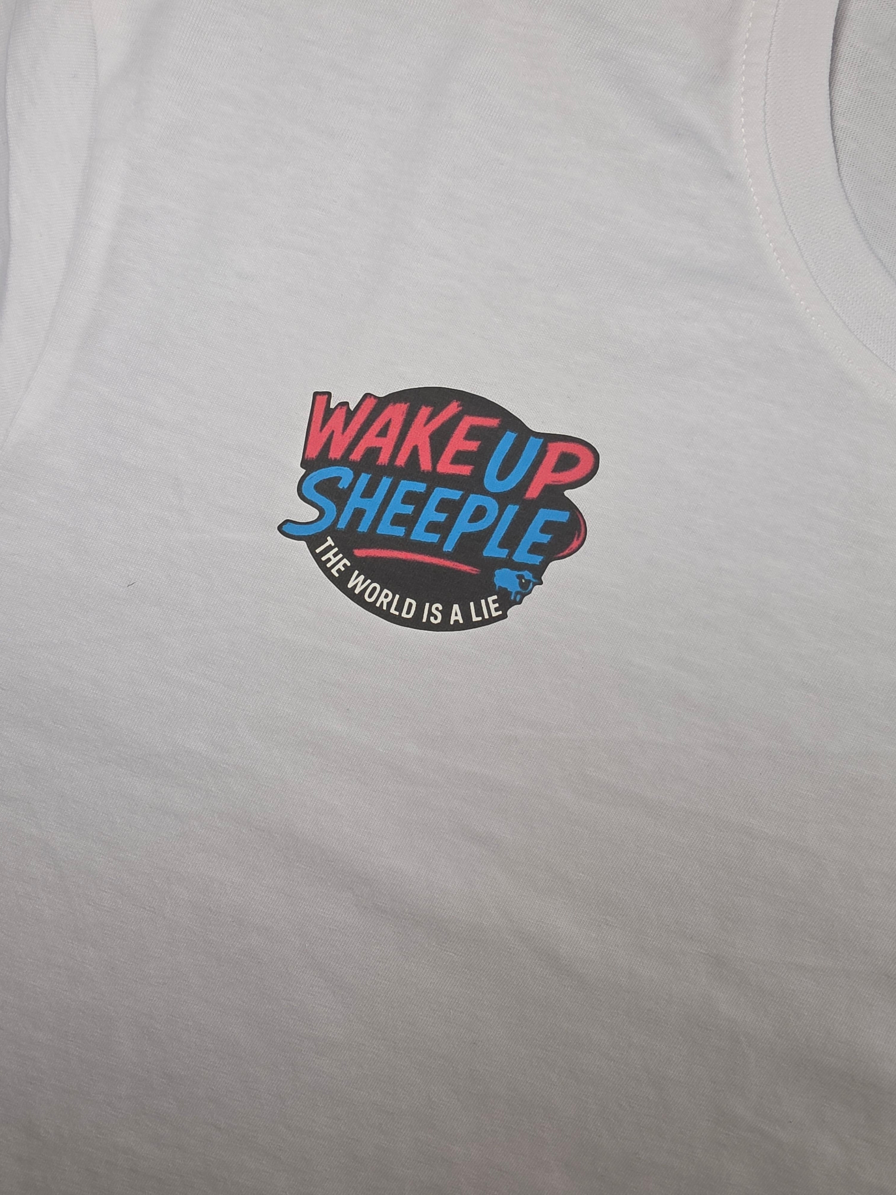 T-Shirt -Wake up Sheeple